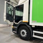 Scania P280 6×2 Rear Lift Day Cab Fridge Box - thumbnail