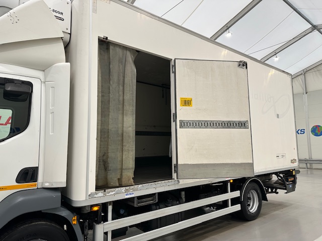 DAF  LF55 220 Day Cab Fridge Box