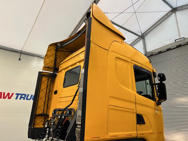 Scania R450 6×2 Rear Lift Tractor Unit PTO