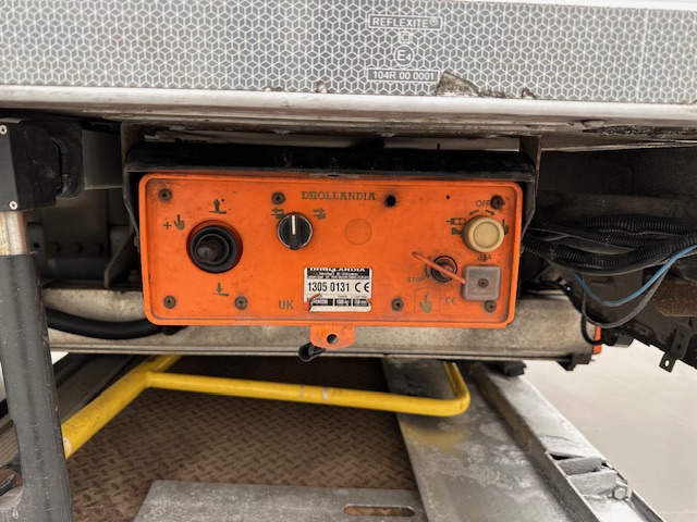 Mercedes Axor 1824 Day Cab Box Van