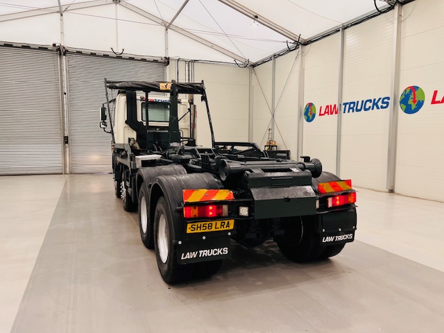 DAF CF85 360 8×4 Day Cab Hookloader Manual