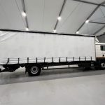 MAN TGM 18.250 4×2 Sleeper Cab Curtainsider - thumbnail