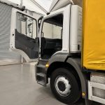 Mercedes Axor 1824 Day Cab Curtainsider Manual - thumbnail