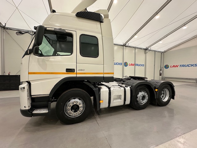 Volvo FM 450 6×2 Midlift Tractor Unit