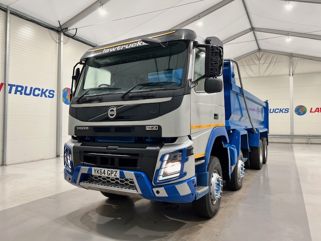 Volvo FMX 410 8×4 Day Cab Steel Tipper