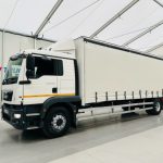MAN TGM 18.250 Sleeper Cab Curtainsider - thumbnail