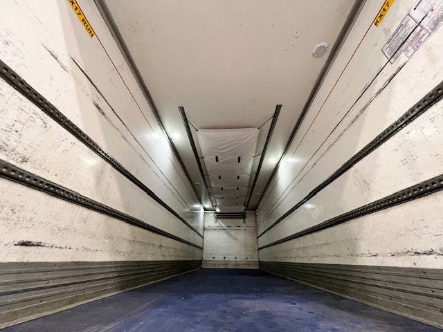 Scania P250 4×2 Sleeper Cab Fridge Box