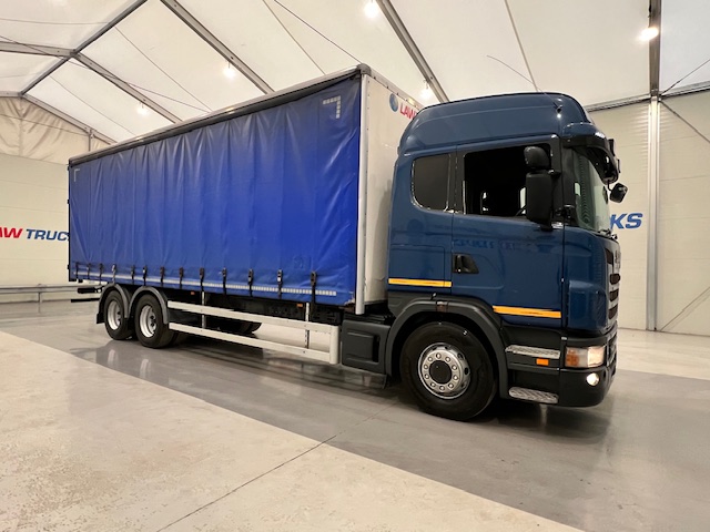 Scania G440 6×2 10 Tyre Sleeper Cab Curtainsider