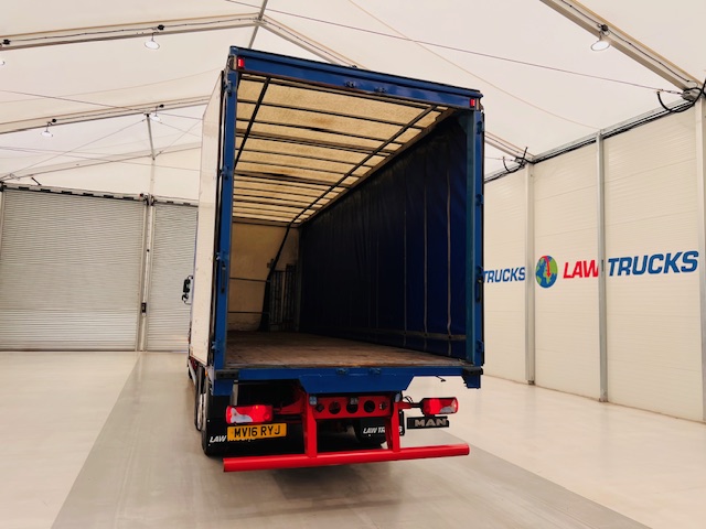 MAN TGS 26.340 6×2 Rear Steer Curtainsider