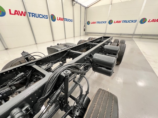 Scania P400 8×4 Day Cab Chassis