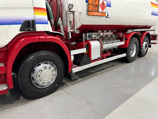 Scania  P94 300 6×2 Rear Lift 19000 Litre Fuel Tanker