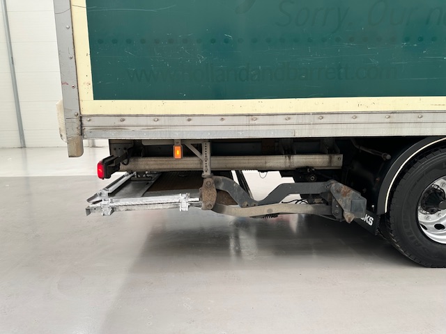 Scania P250 4×2 Sleeper Cab Box Van