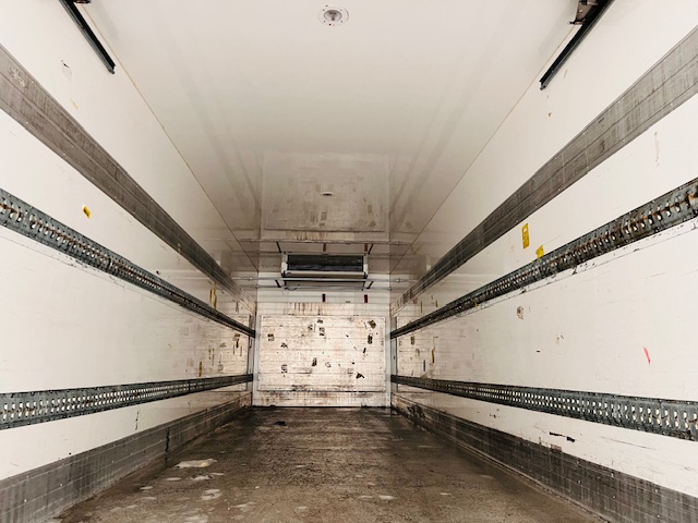 Iveco Stralis 310 AT 6×2 Fridge Box