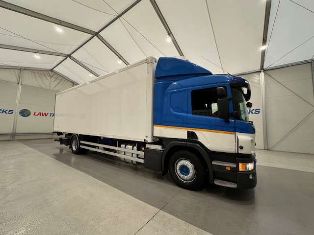 Scania P250 4×2 Sleeper Cab Fridge Box