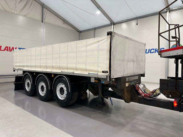 Volvo FM 450 Dropside Brick Grab Drawbar