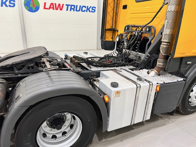 Scania R450 6×2 Rear Lift Tractor Unit PTO