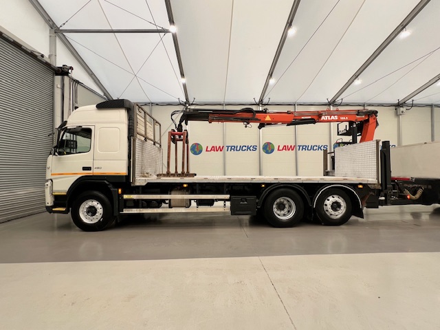 Volvo FM 450 Dropside Brick Grab Drawbar