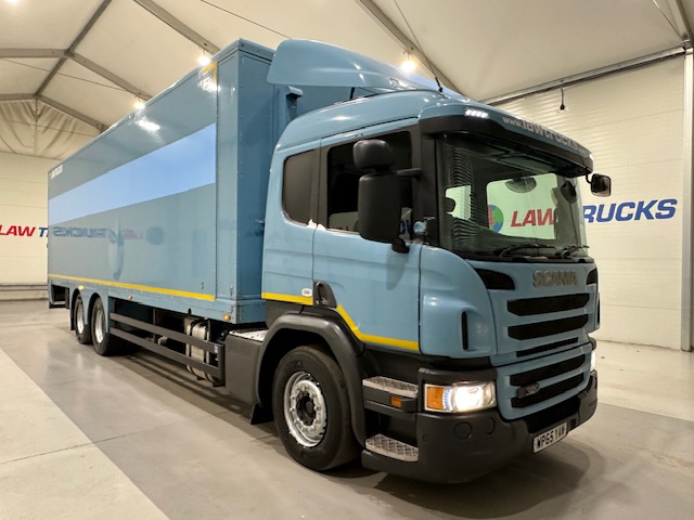 Scania P320 6×2 10 Tyre Rear Lift Insulated Box Van