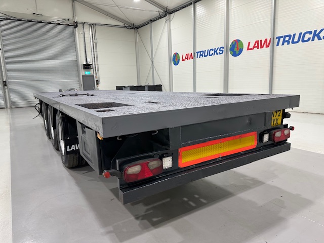 Weightlifter Tri Axle Flatbed Drawbar Trailer