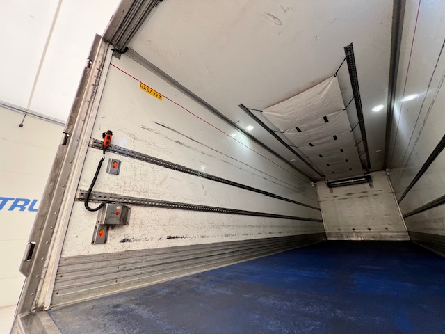 Scania P250 4×2 Sleeper Cab Fridge Box