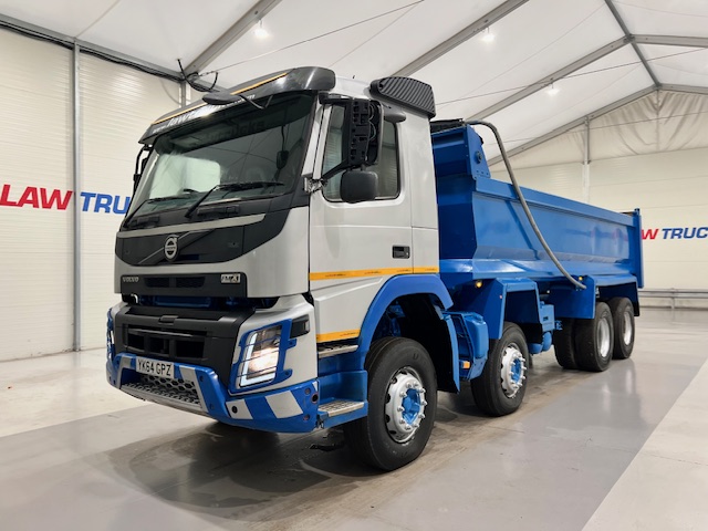 Volvo FMX 410 8×4 Day Cab Steel Tipper