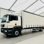 MAN TGM 18.250 Sleeper Cab Curtainsider - thumbnail