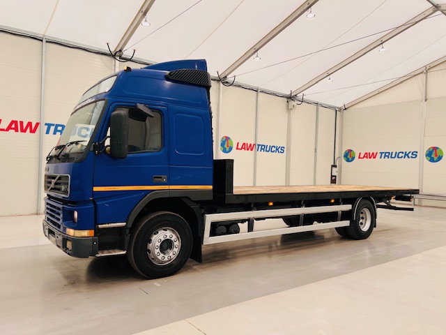Volvo FM7 250 Globetrotter Flatbed
