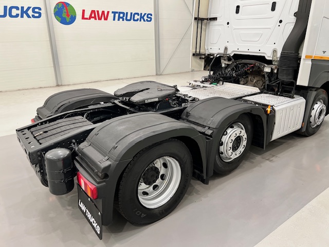 Mercedes Actros 2545 6×2 Midlift Tractor Unit