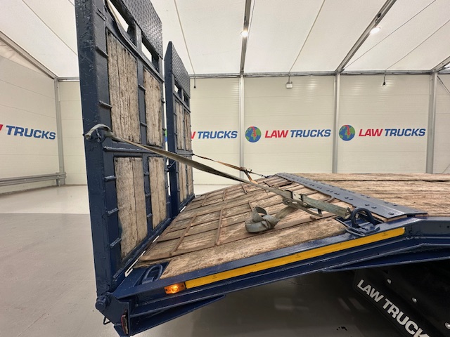 Volvo FM12 340 Rear Lift Sleeper Beavertail
