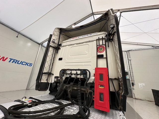 Scania R450 6×2 Rear Lift Highline Tractor Unit PTO
