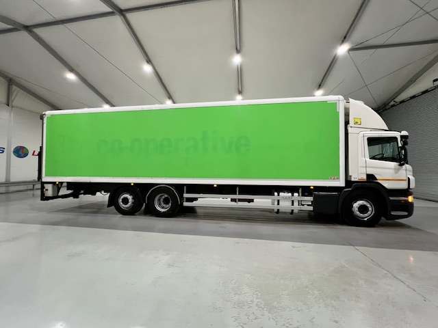 Scania P280 6×2 Rear Lift Day Cab Fridge Box