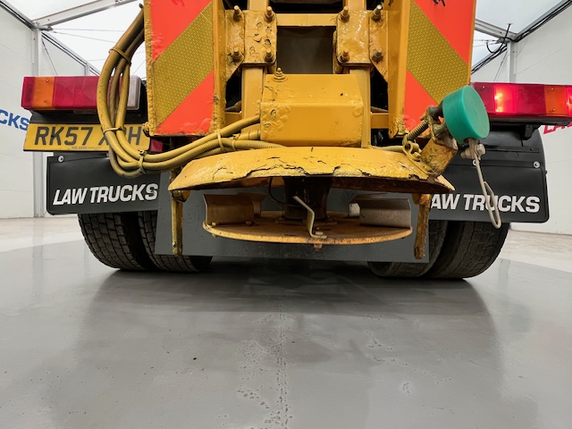 DAF CF75 310 6×4 Day Cab Gritter