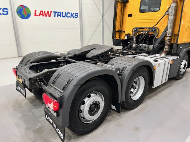 Scania R450 6×2 Rear Lift Tractor Unit PTO