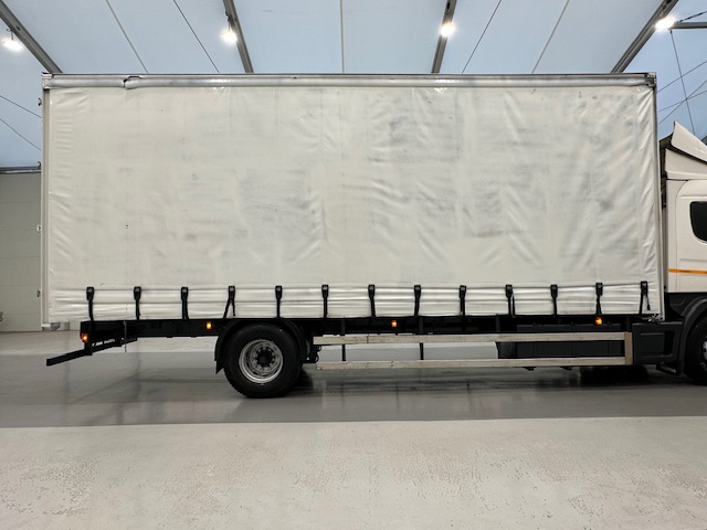 Scania P94 230 Sleeper Cab Curtainsider