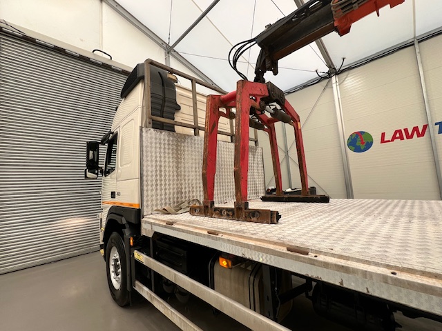 Volvo FM 450 Dropside Brick Grab Drawbar