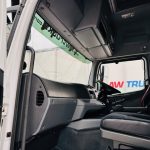 Mercedes 2543 6×2 10 Tyre Rear Lift Sleeper Cab Box Van - thumbnail