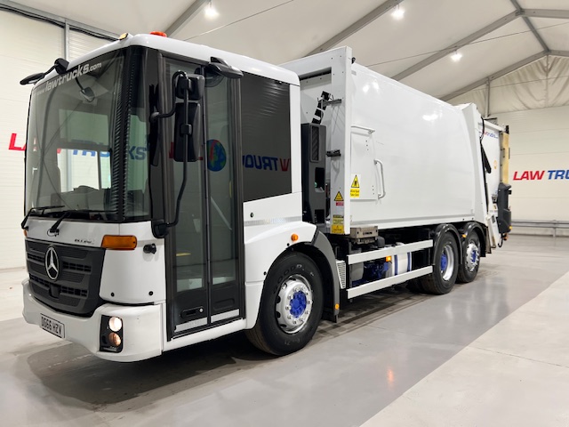 Mercedes Econic 2630 6×2 Refuse Bin Lorry