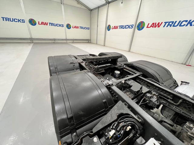 Mercedes Actros 2545 6×2 Midlift Tractor Unit