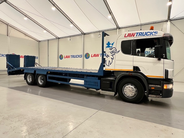 Scania 114 340 6×2 Sleeper Cab Beavertail