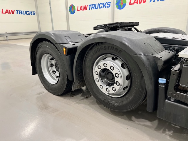 DAF XF105 460 6×2 Super Space Cab Tractor Unit