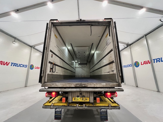 Scania P250 4×2 Sleeper Cab Fridge Box
