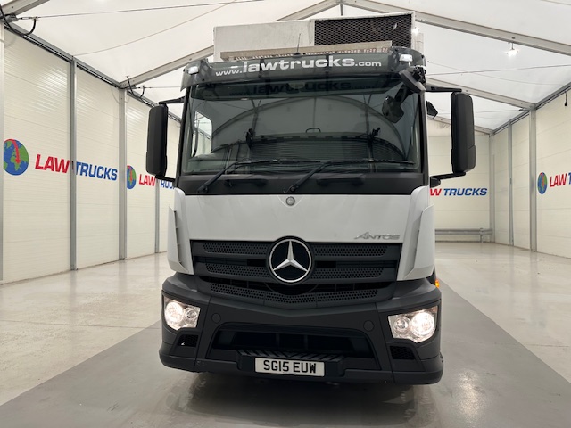 Mercedes Antos 1827 Day Cab Fridge Box