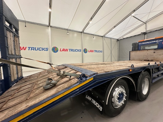Volvo FM12 340 Rear Lift Sleeper Beavertail