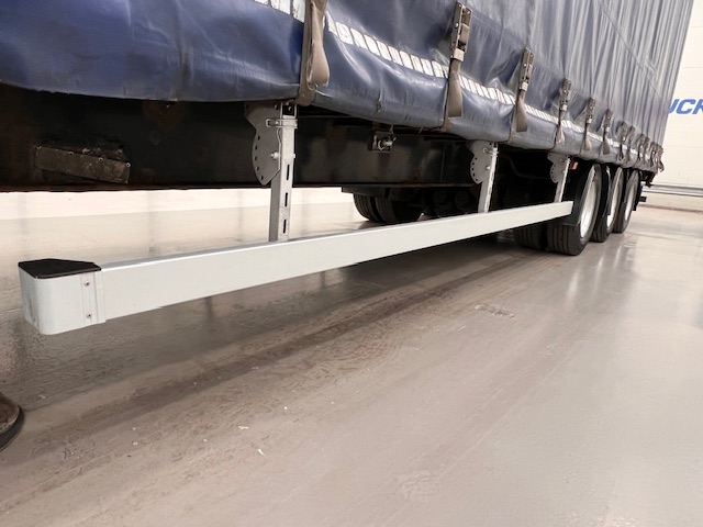 SDC Tri Axle Double Decker Curtainsider Trailer
