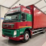 Volvo FM 450 6×2 Sleeper Cab Curtainsider - thumbnail