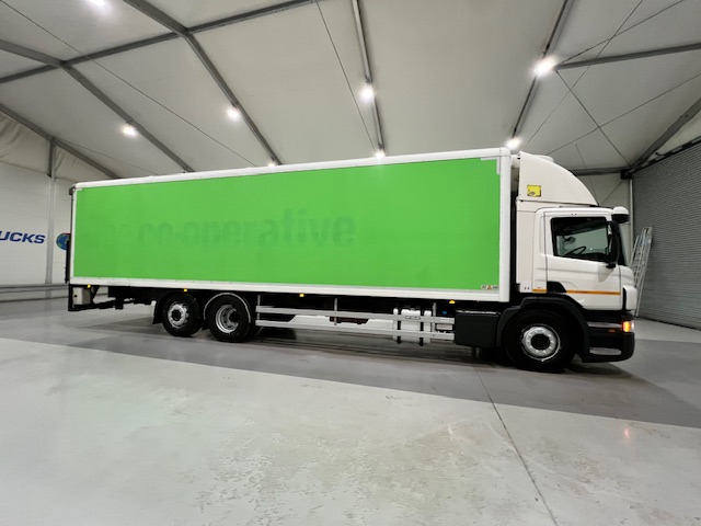 Scania P280 6×2 Rear Lift Day Cab Fridge Box