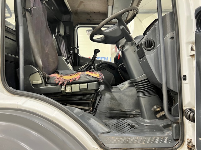 Mercedes Atego 2628 6×4 Day Cab Vacuum Tanker