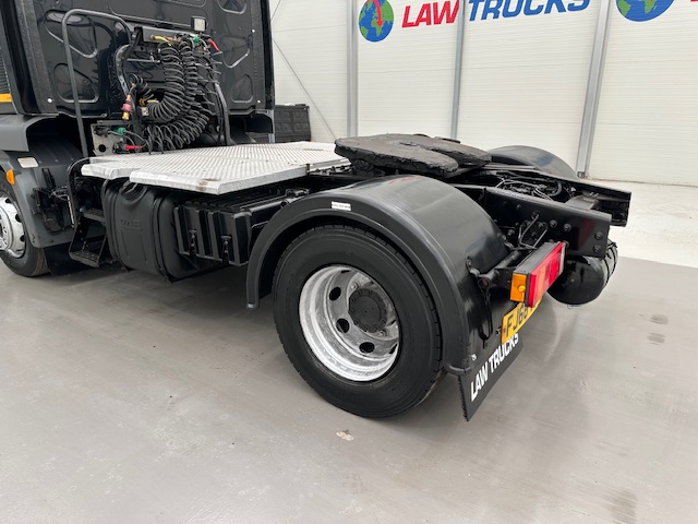 DAF LF 260 4×2 Rest Cab Tractor Unit