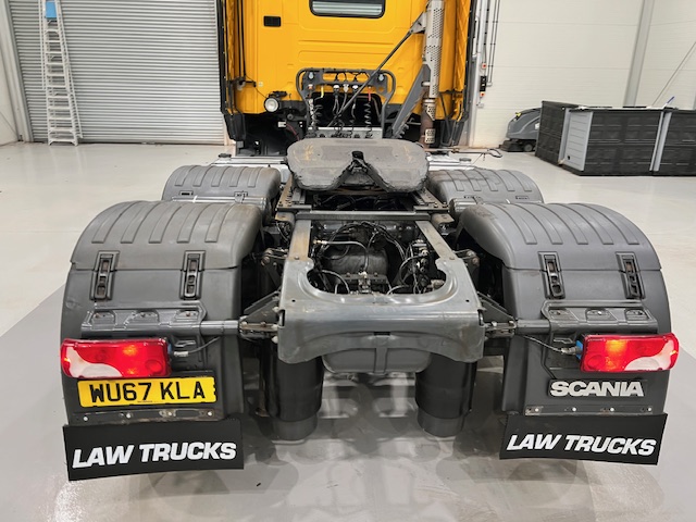 Scania R450 6×2 Rear Lift Tractor Unit PTO
