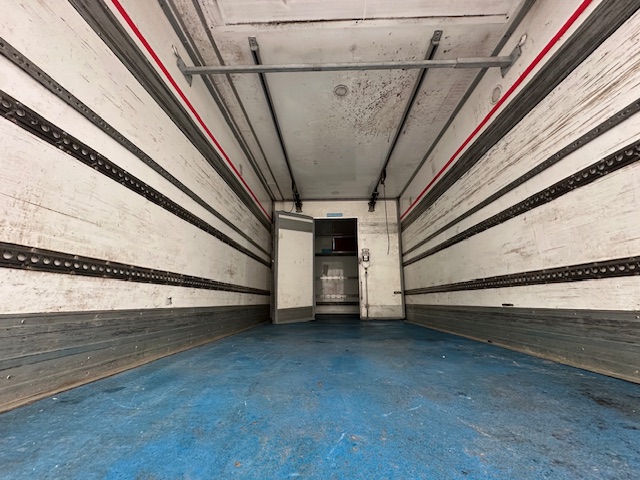Mercedes Axor 1824 Day Cab Box Van